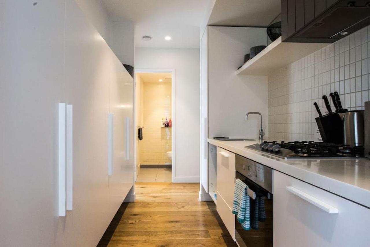 Readyset Apartments At Emerald メルボルン エクステリア 写真