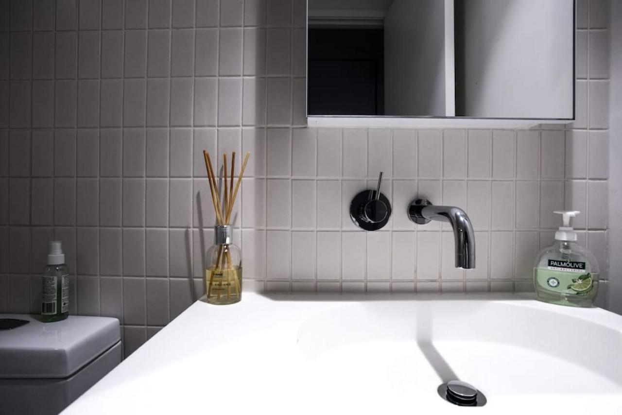 Readyset Apartments At Emerald メルボルン エクステリア 写真
