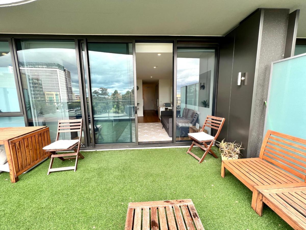 Readyset Apartments At Emerald メルボルン エクステリア 写真