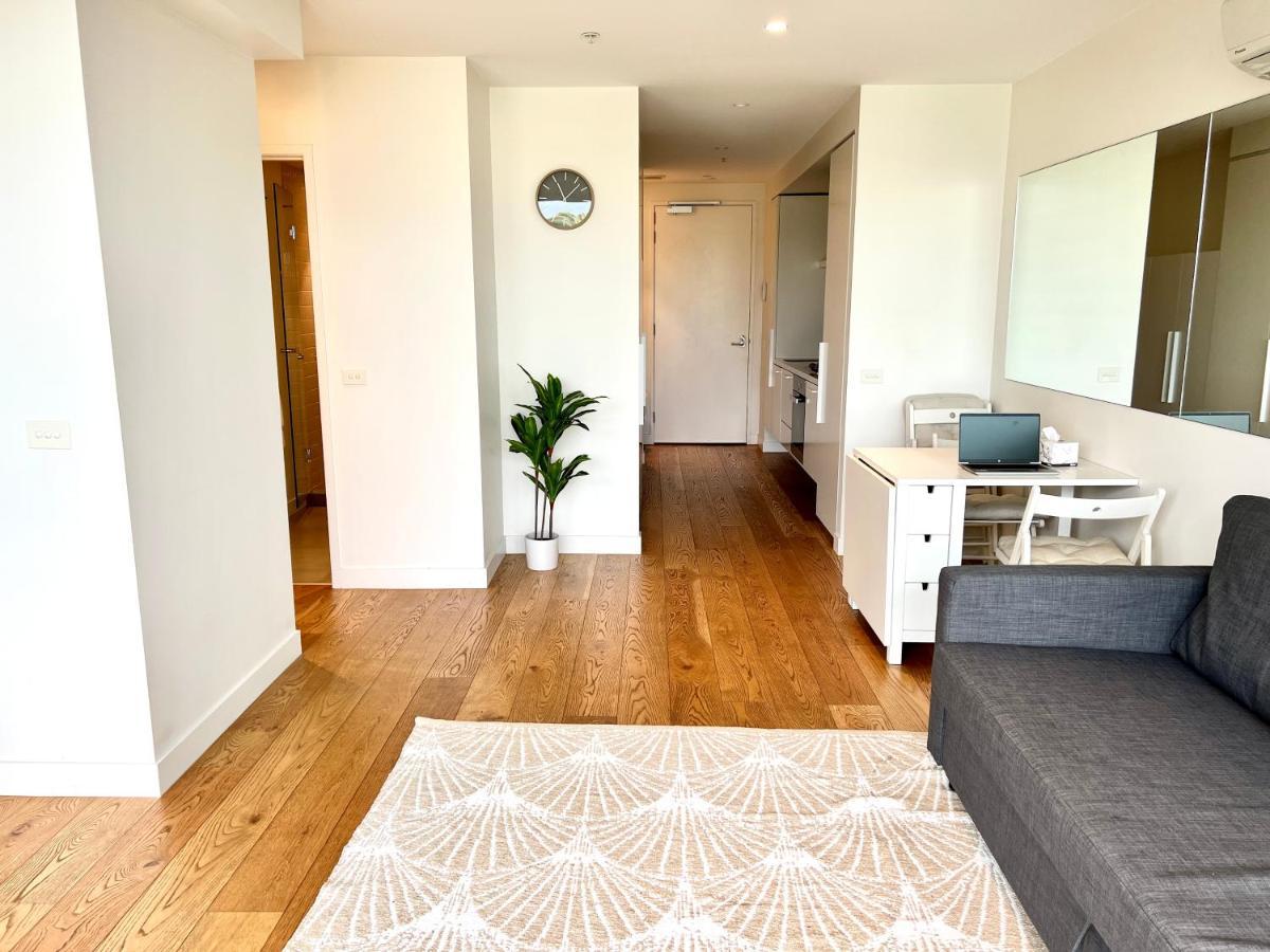 Readyset Apartments At Emerald メルボルン エクステリア 写真