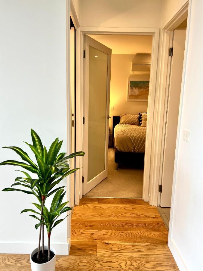 Readyset Apartments At Emerald メルボルン エクステリア 写真